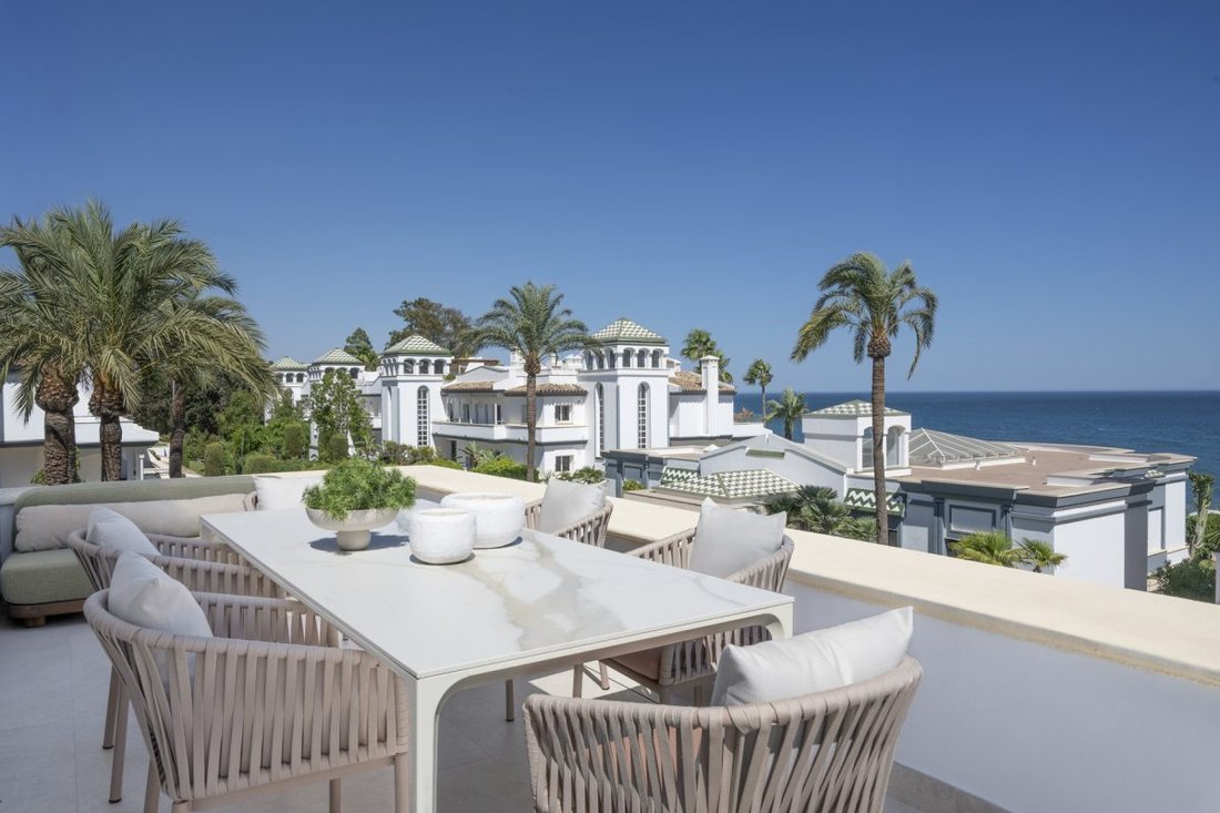 Apartment in Estepona, Andalusia, Spain 1 - 18859795