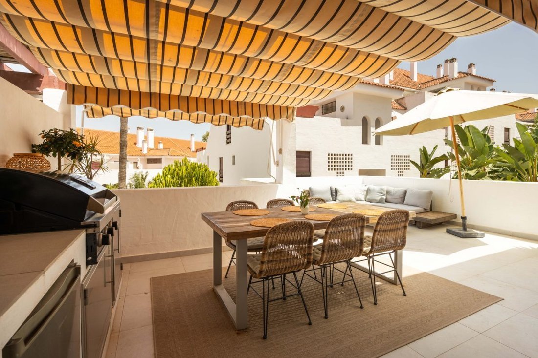 Appartamento a Puerto Banus, Marbella, Spagna 1 - 18859959