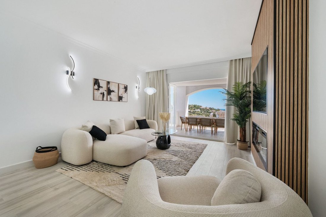 Apartment in La Quinta, Benahavis, Andalusia 5 - 18864919