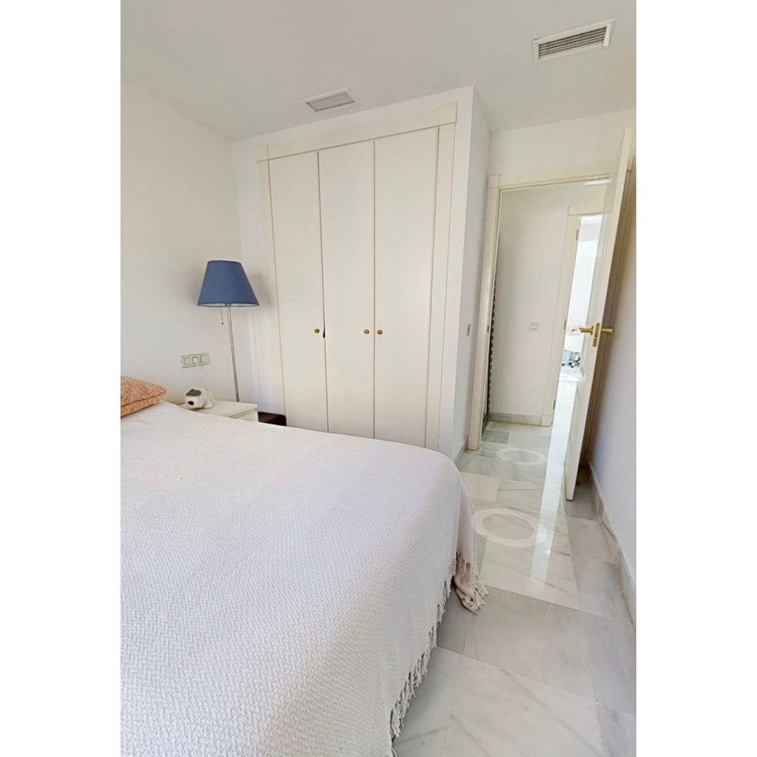 Apartment in Atalaya-Isdabe, Estepona, Andalusia 3 - 18864853
