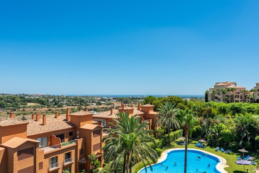 Apartment in Atalaya-Isdabe, Estepona, Andalusia 1 - 18861277