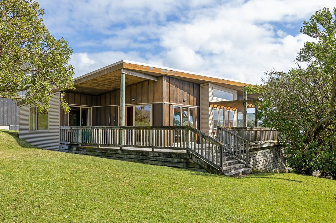 House in Castlepoint, Wellington, New Zealand 5 - 18858203