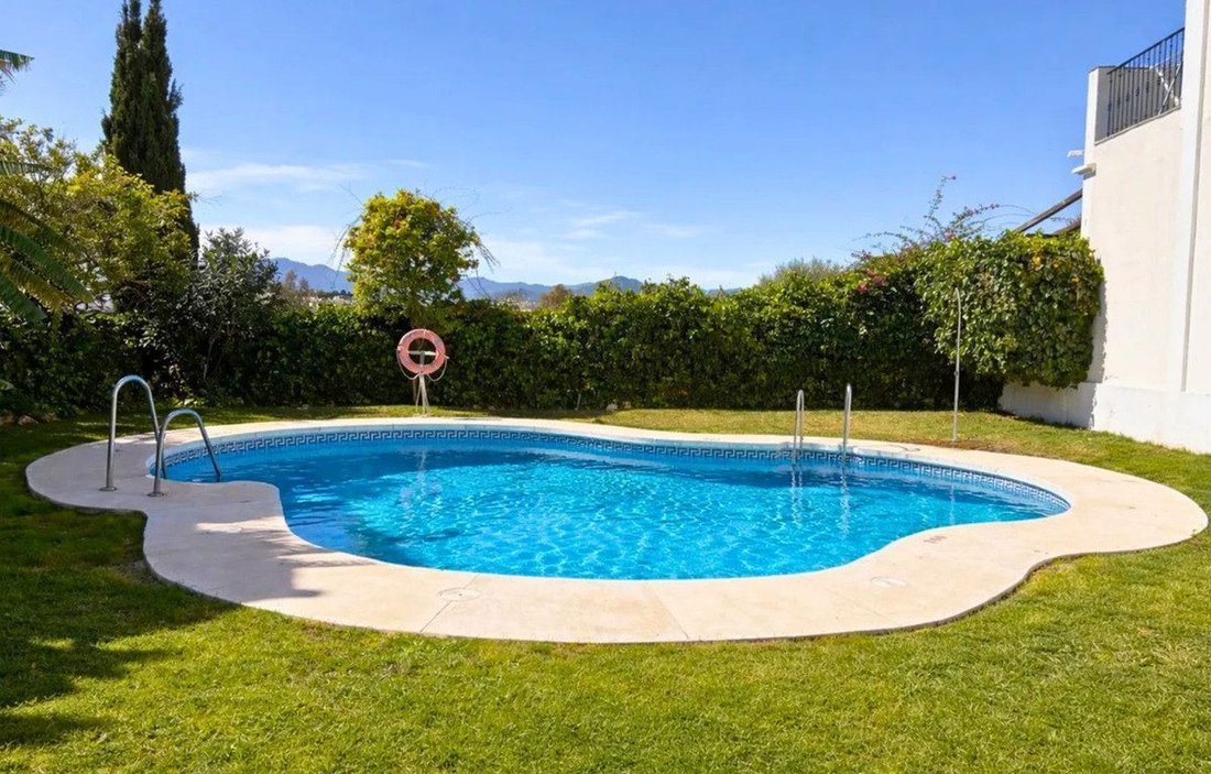 Residenza a Puerto Banus, Marbella, Spagna 3 - 18863048