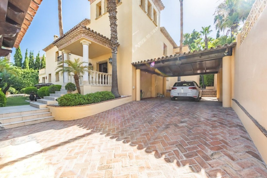 Villa a Puerto Banus, Marbella, Spagna 3 - 18859690