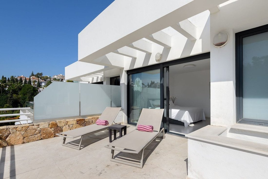 Townhouse in Golden Mile, Andalusia, Spain 4 - 18864826