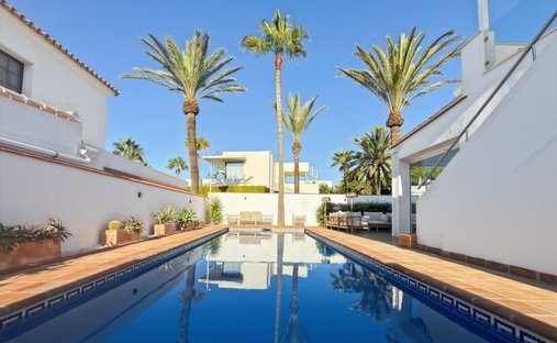 Villa en Elviria-Cabopino, Marbella, España 1