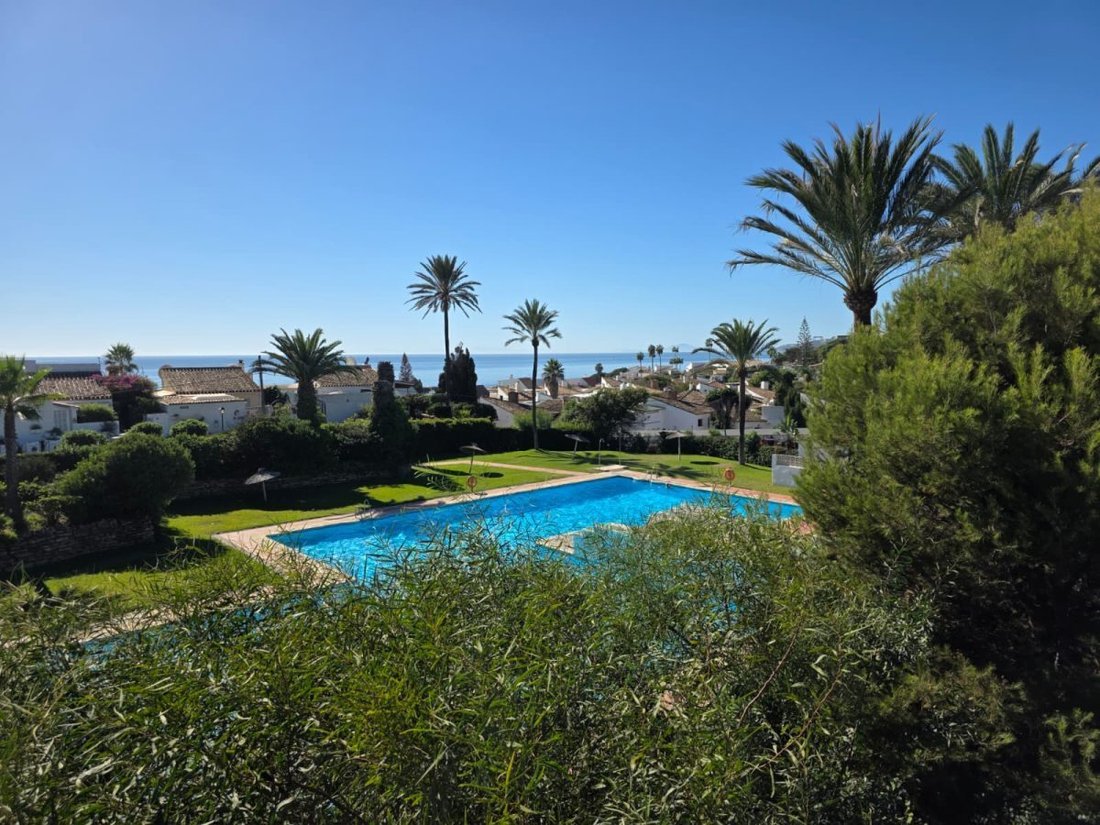 Villa in Estepona, Andalusia, Spain 2 - 18864343