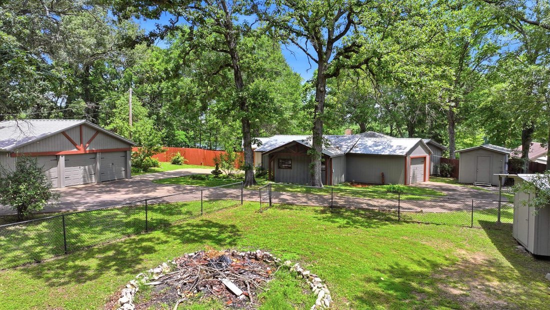 House in Gladewater, Texas, United States 4 - 18858185