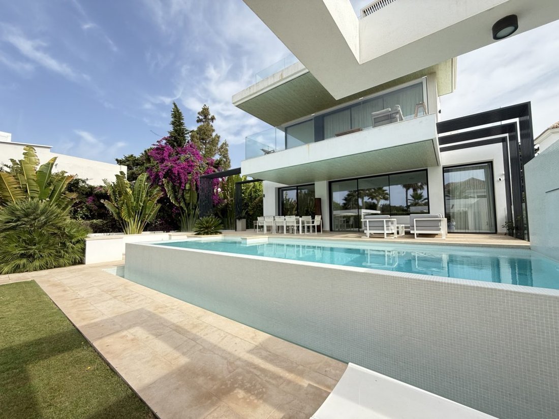 Villa a Estepona, Andalusia, Spagna 1 - 18861972