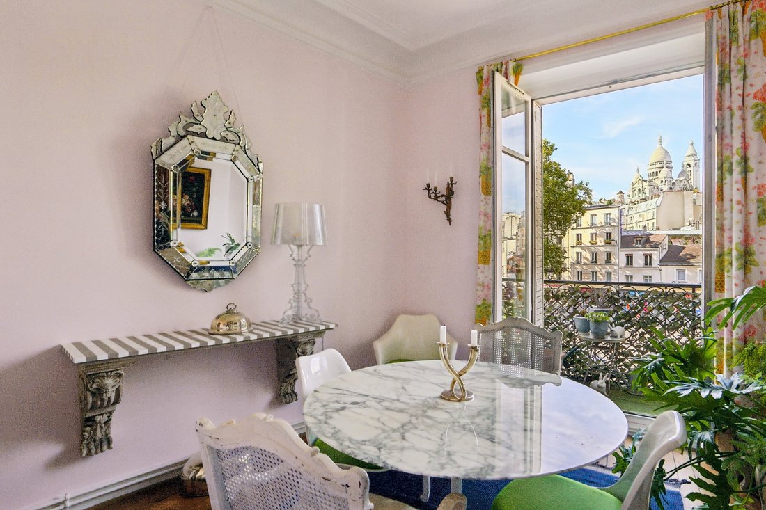 Apartment in Lorette-Martyrs, Paris 9e Arrondissement, Paris 1 - 18858235
