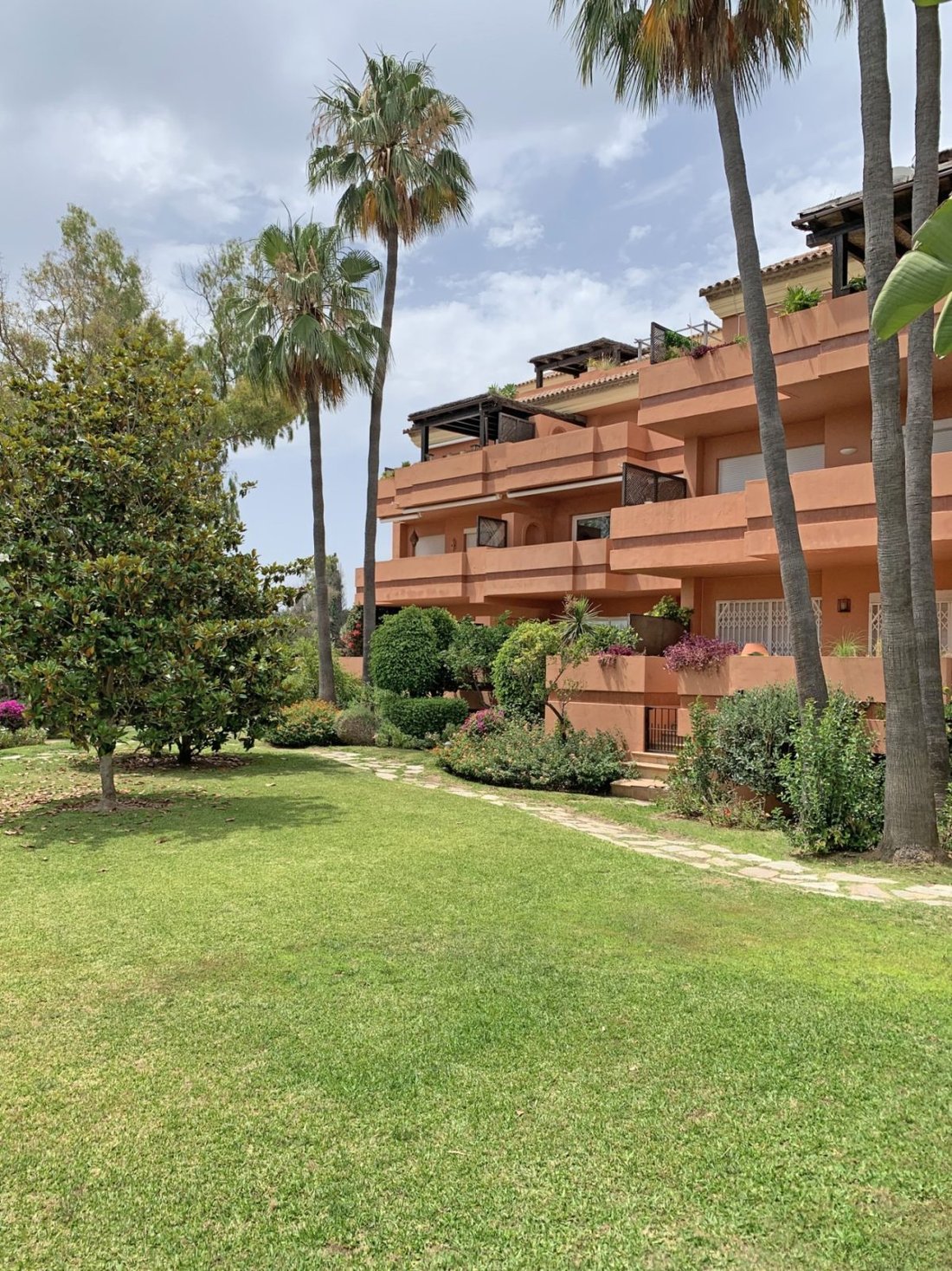 Wohnung in Puerto Banús, Marbella, Spanien 1 - 18868103