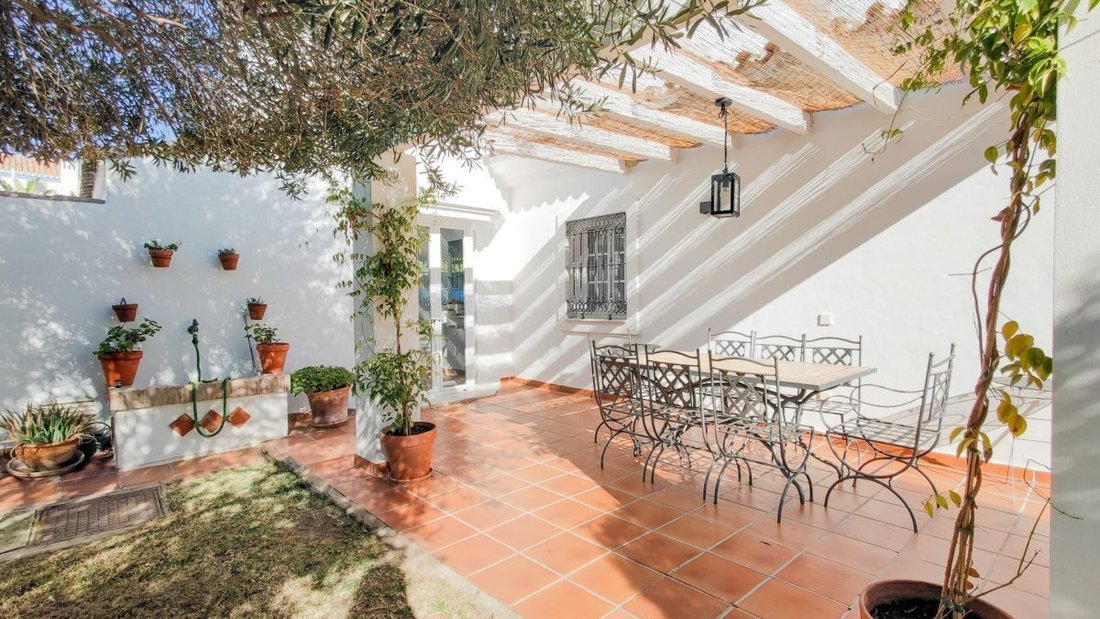 Villa in Estepona, Andalusia, Spain 2 - 18862375