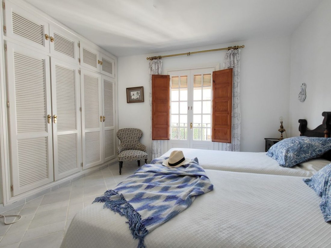 Townhouse in Guadalmina Baja, San Pedro de Alcantara, Spain 3 - 18864545