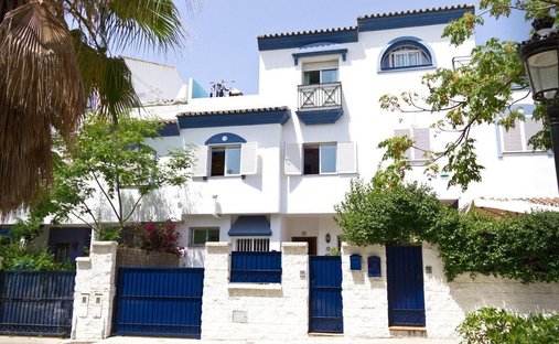 Townhouse in San Pedro de Alcantara, Andalusia, Spain 1