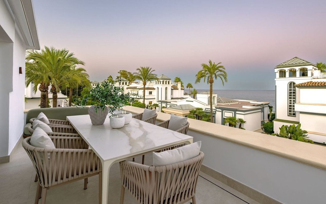 Apartment in Estepona, Andalusia, Spain 2 - 18859779