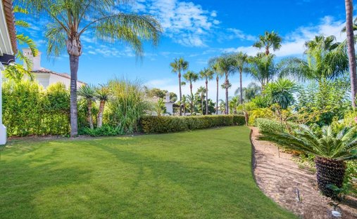 Villa in Marbella, Andalusia, Spain 1