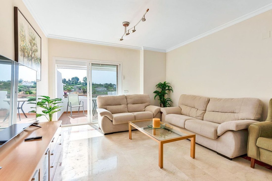 Wohnung in Estepona, Andalusien, Spanien 1 - 18860033