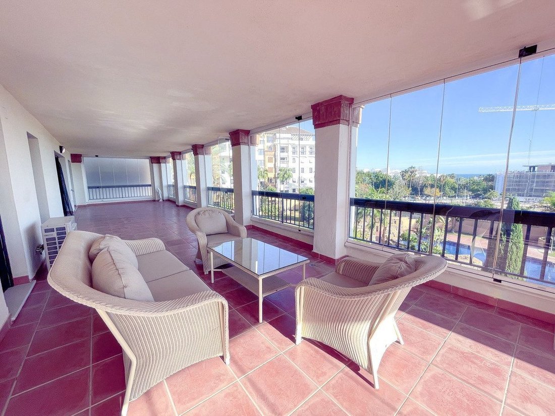 Apartment in San Pedro de Alcantara, Andalusia, Spain 2 - 18862860