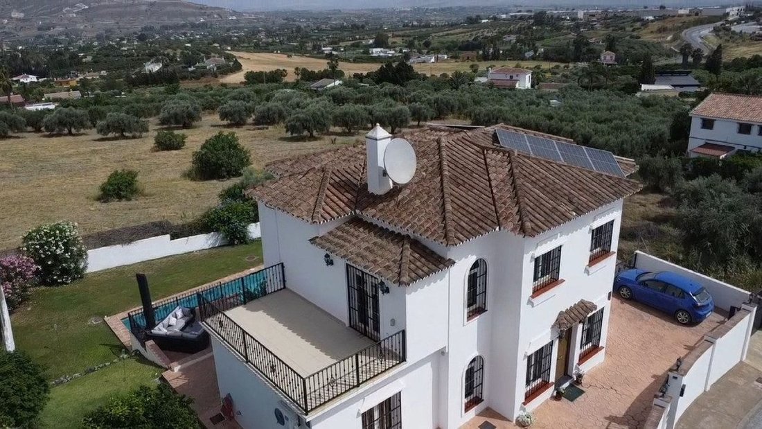 Villa in Alhaurín el Grande, Andalusien, Spanien 1 - 18863125