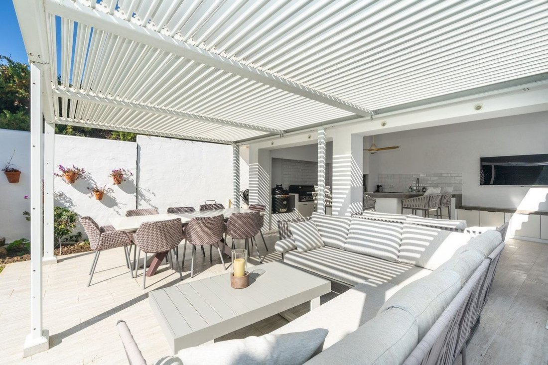 Villa in Estepona, Andalusia, Spain 5 - 18867090
