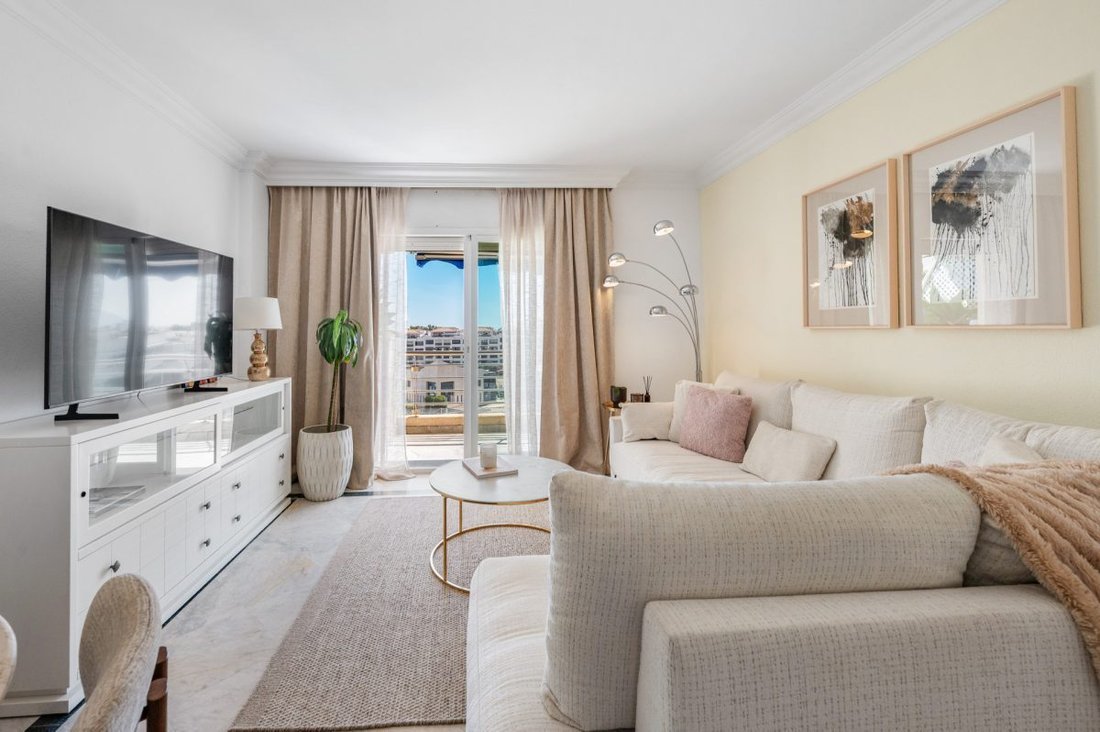 Apartment in Puerto Banus, Marbella, Spain 3 - 18863163