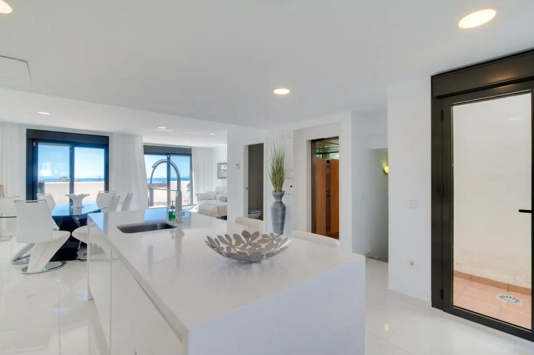 Townhouse in Estepona, Andalusia, Spain 5 - 18868211