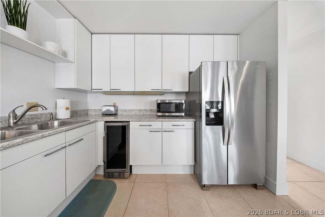 Condo in Lake Ozark, Missouri, United States 5 - 18858279