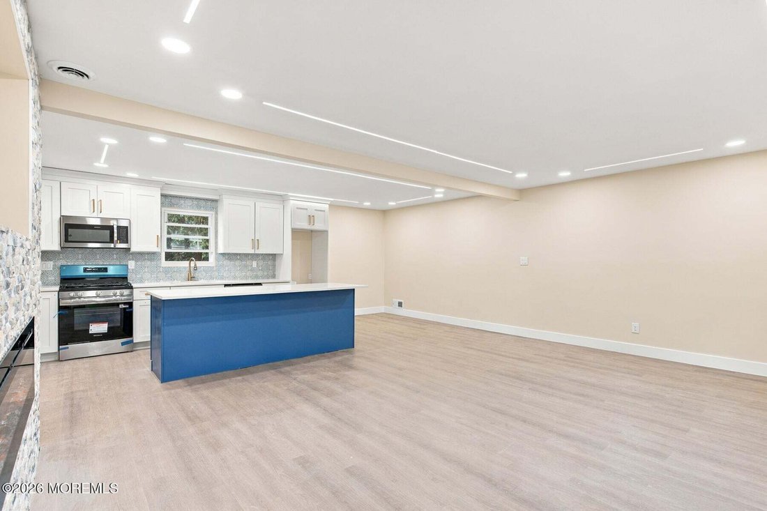 House in North Middletown, New Jersey, United States 4 - 18858349