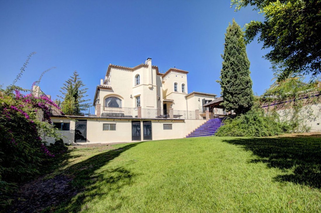 Villa en Estepona, Andalucía, España 3 - 18864616
