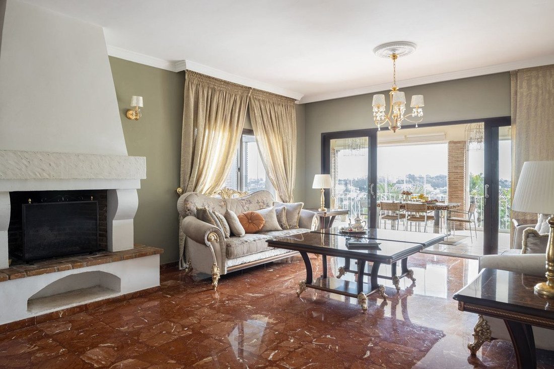 Villa a Estepona, Andalusia, Spagna 4 - 18868297