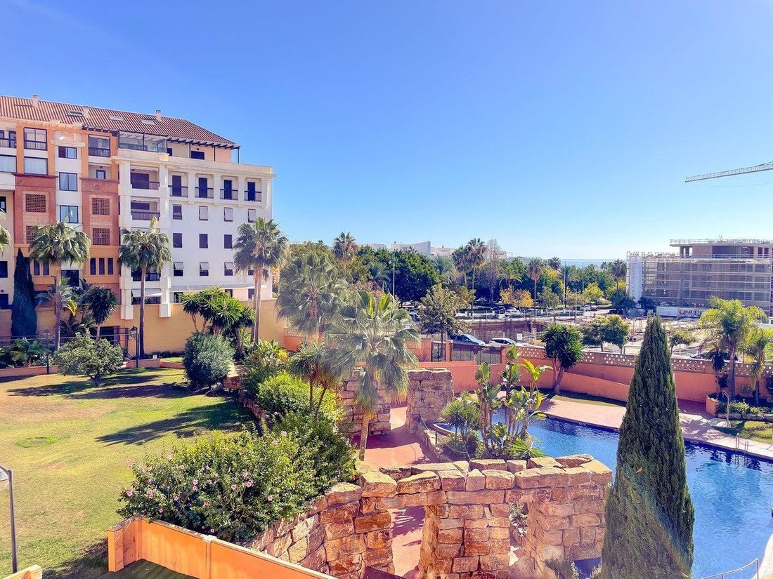 Apartment in San Pedro de Alcantara, Andalusia, Spain 1 - 18862860