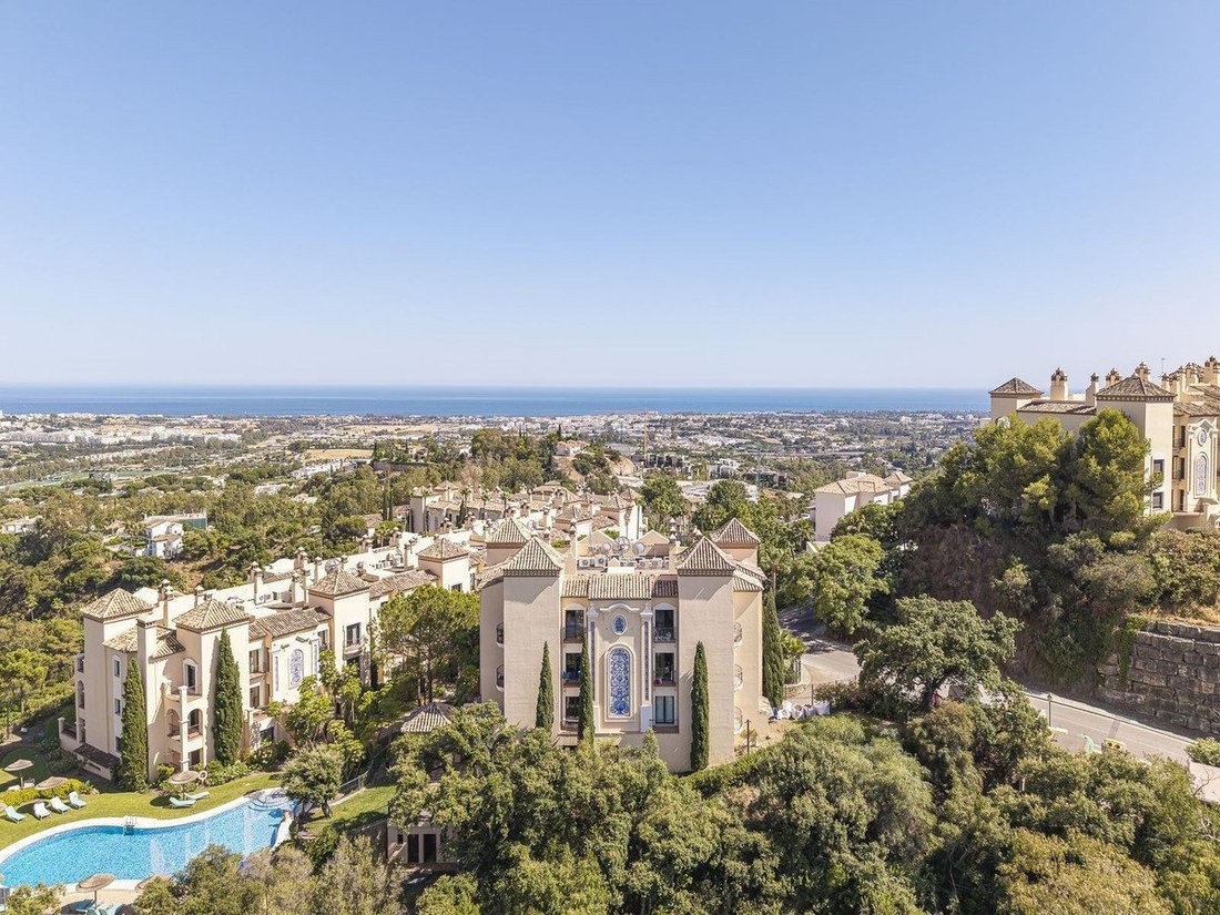 Wohnung in Nueva Andalucía, Marbella, Spanien 1 - 18860332