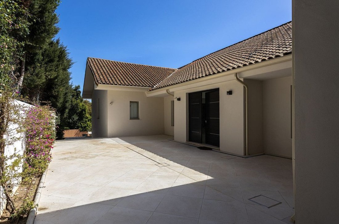 Villa en Sotogrande, San Roque, Andalucía 2 - 18868558