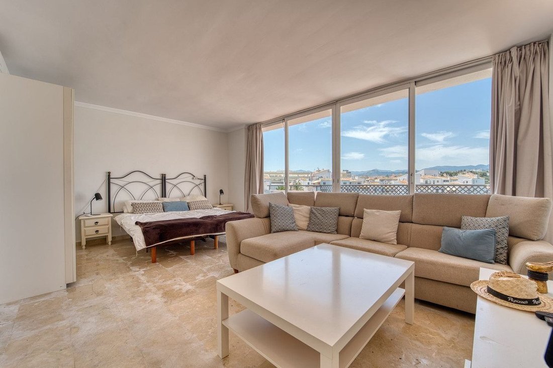 Apartment in Puerto Banus, Marbella, Spain 5 - 18862962