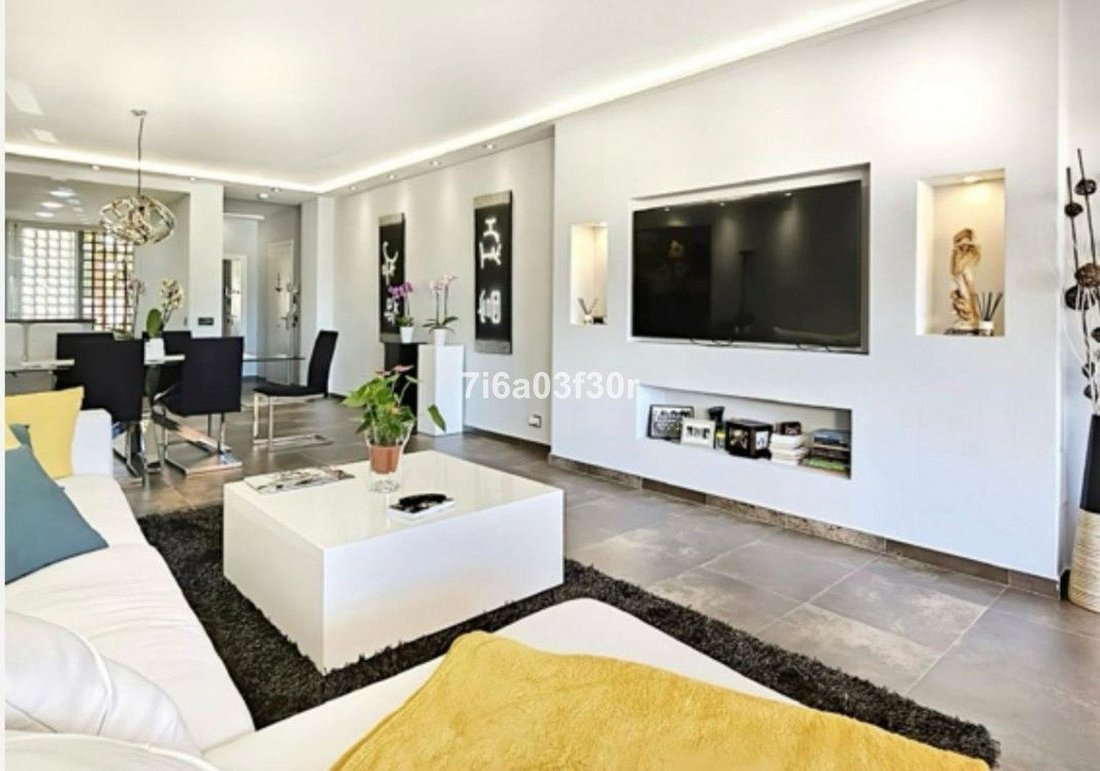 Apartment in Atalaya-Isdabe, Estepona, Andalusia 3 - 18864685