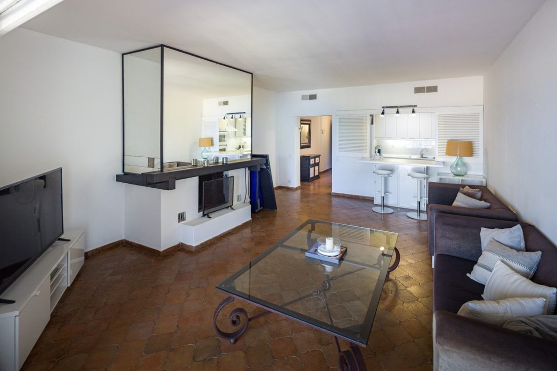 Apartment in Puerto Banus, Marbella, Spain 4 - 18860043