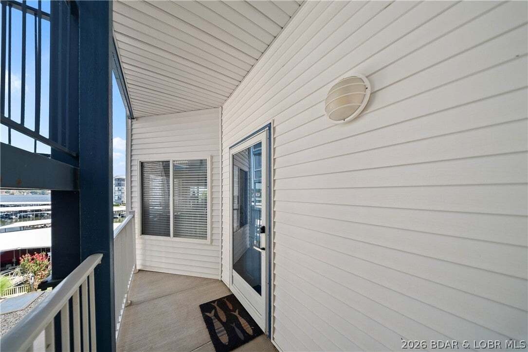 Condo in Lake Ozark, Missouri, United States 5 - 18858361
