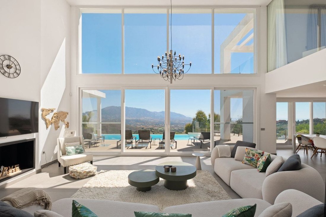 Villa a Elviria-Cabopino, Marbella, Spagna 2 - 18864673