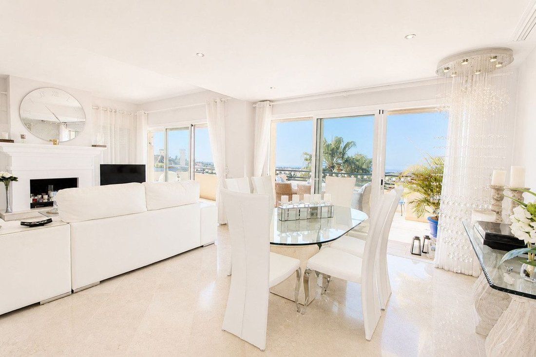 Apartamento en Elviria-Cabopino, Marbella, España 5 - 18862246