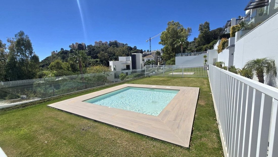 Wohnung in Nueva Andalucía, Marbella, Spanien 5 - 18864627