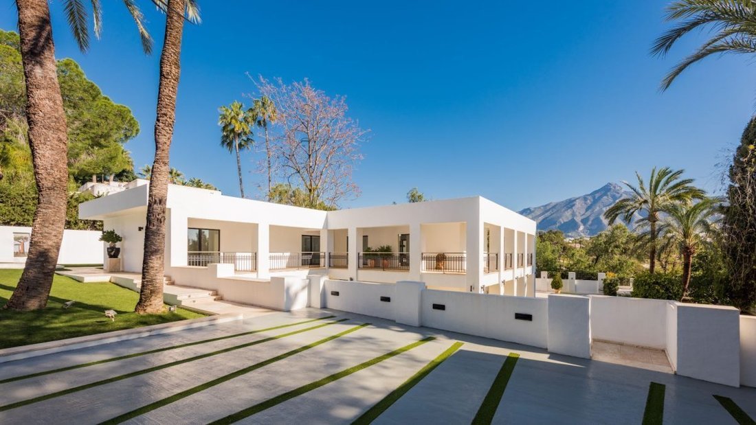 Villa a Puerto Banus, Marbella, Spagna 1 - 18862268