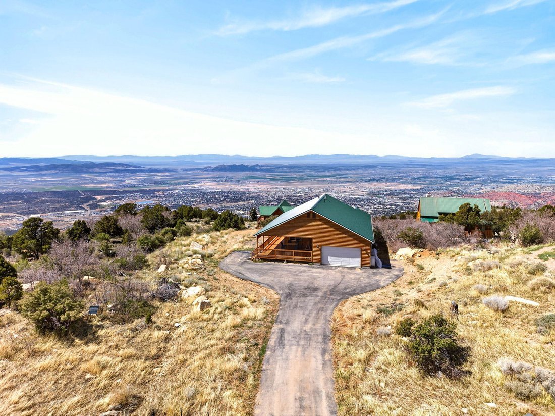 House in Cedar City, Utah, United States 2 - 18857771