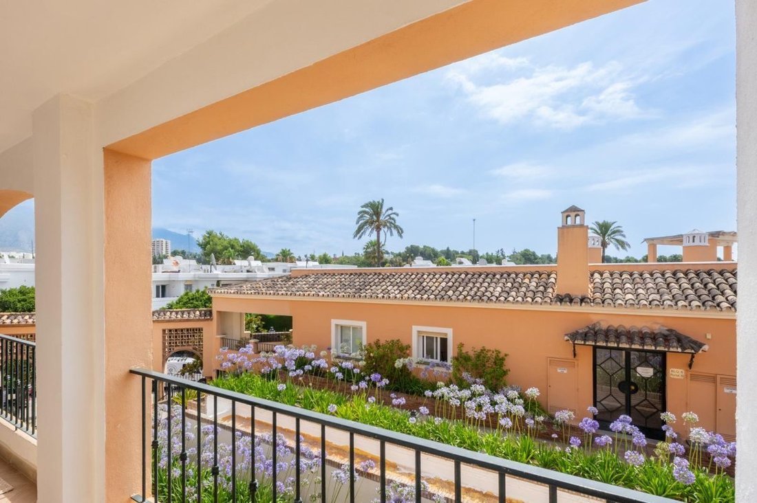 Apartment in Puerto Banus, Marbella, Spain 3 - 18862651