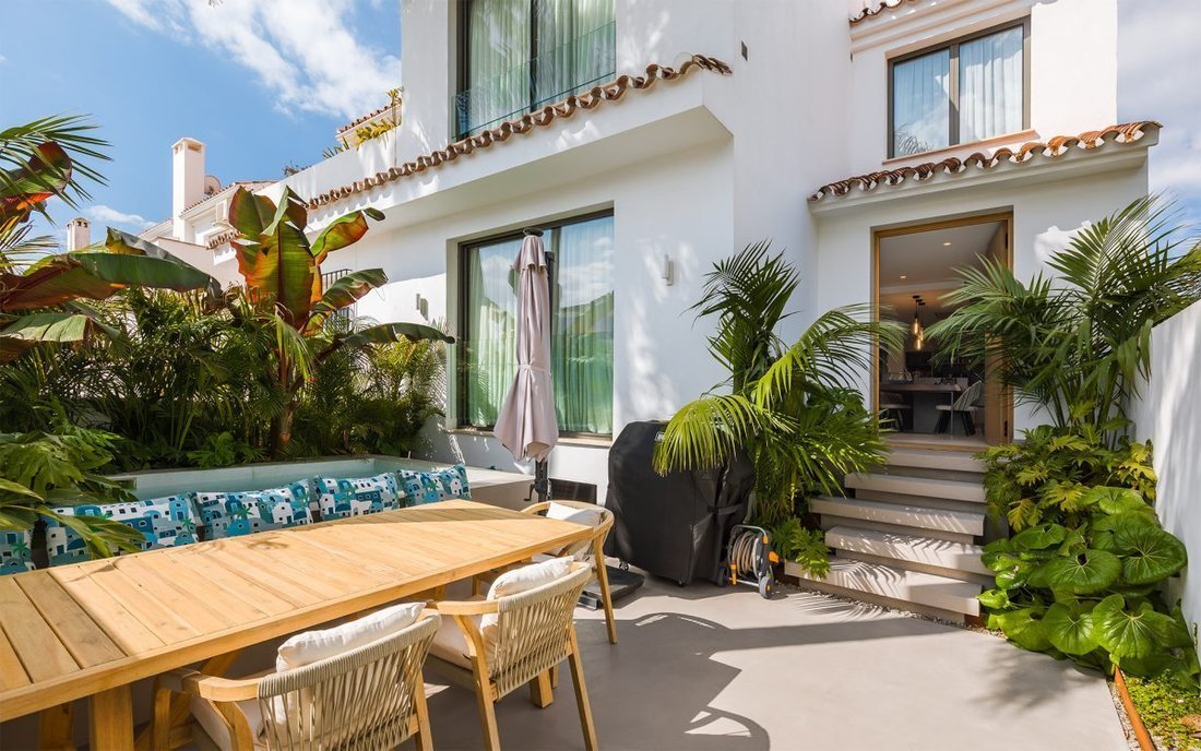 Townhouse en Playa Puerto Banús, Marbella, España 1 - 18864625