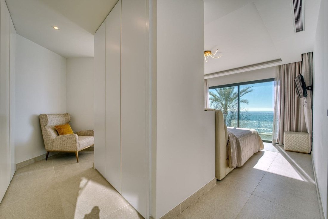 Townhouse en Estepona, Andalucía, España 3 - 18865952