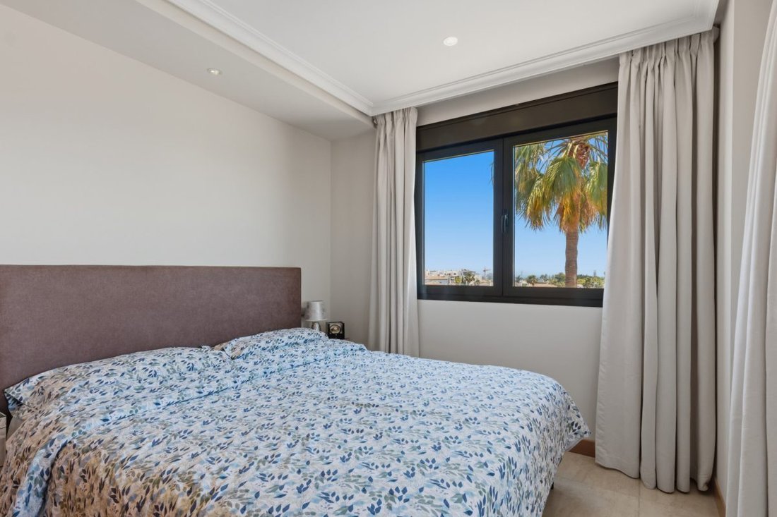Wohnung in Estepona, Andalusien, Spanien 4 - 18862080