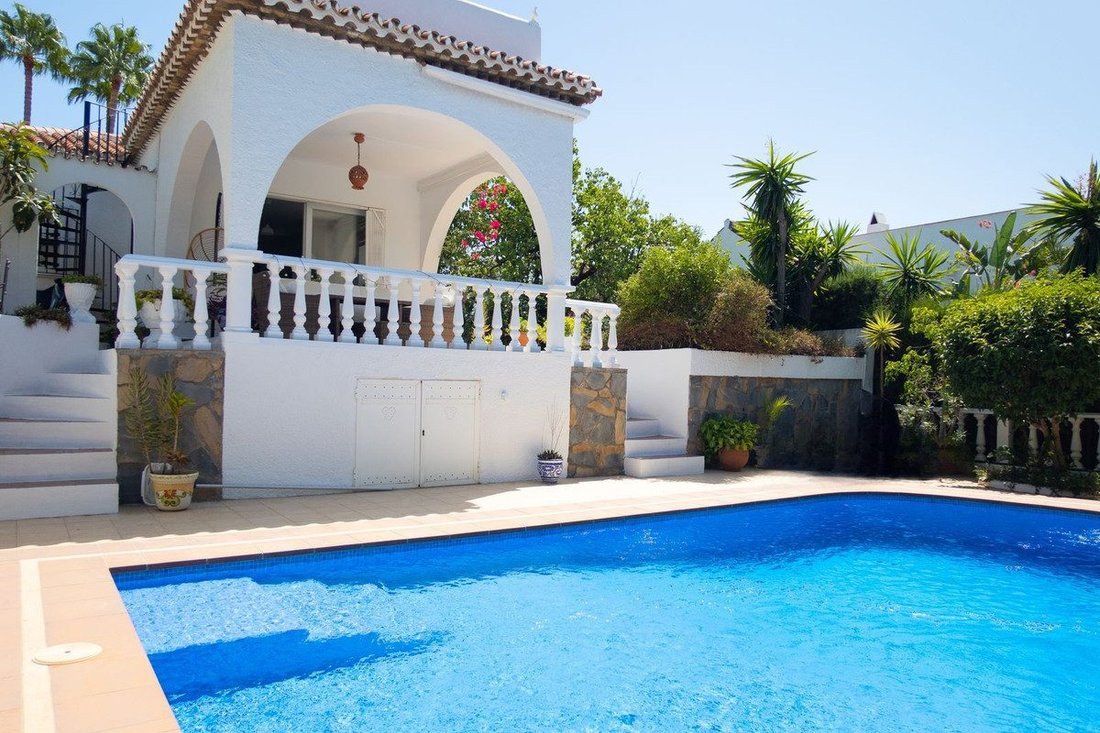 Villa à Estepona, Andalousie, Espagne 1 - 18859501