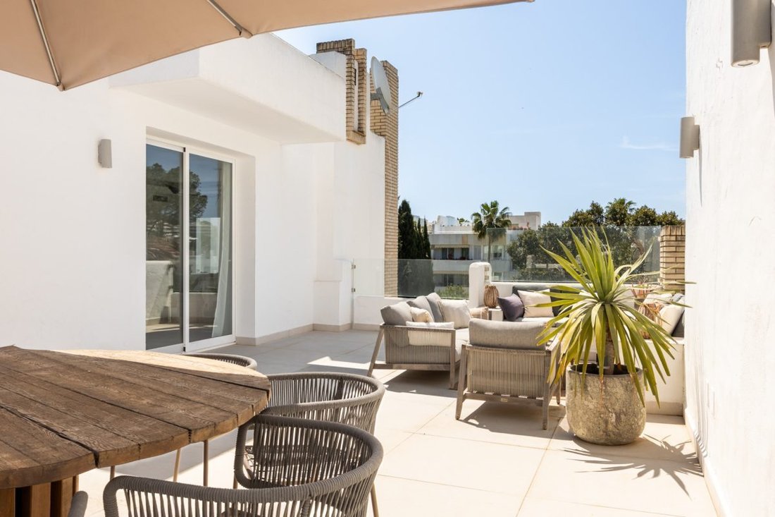 Apartment in Puerto Banus, Marbella, Spain 3 - 18863255