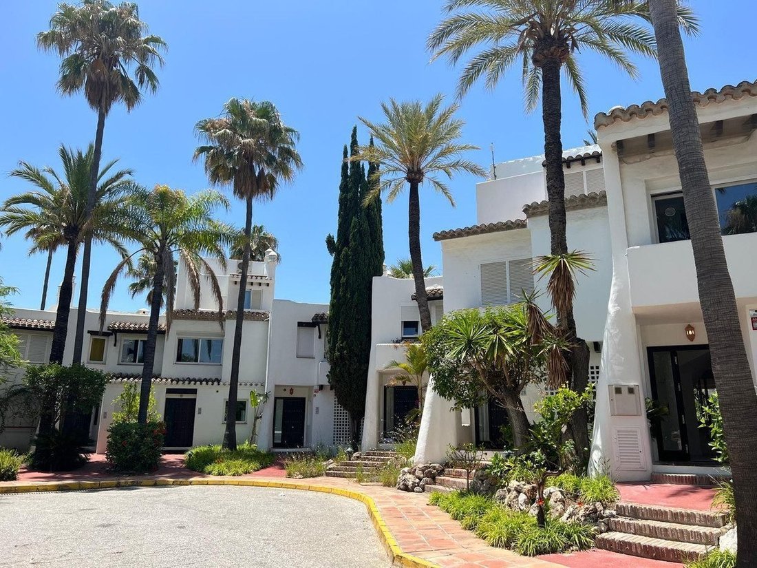 Stadthaus in Cancelada, Estepona, Andalusien 1 - 18862078