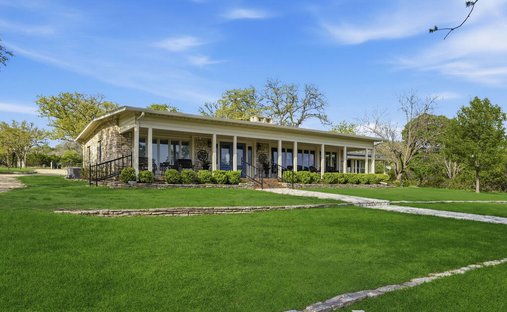 House in Ingram, Texas, United States 1